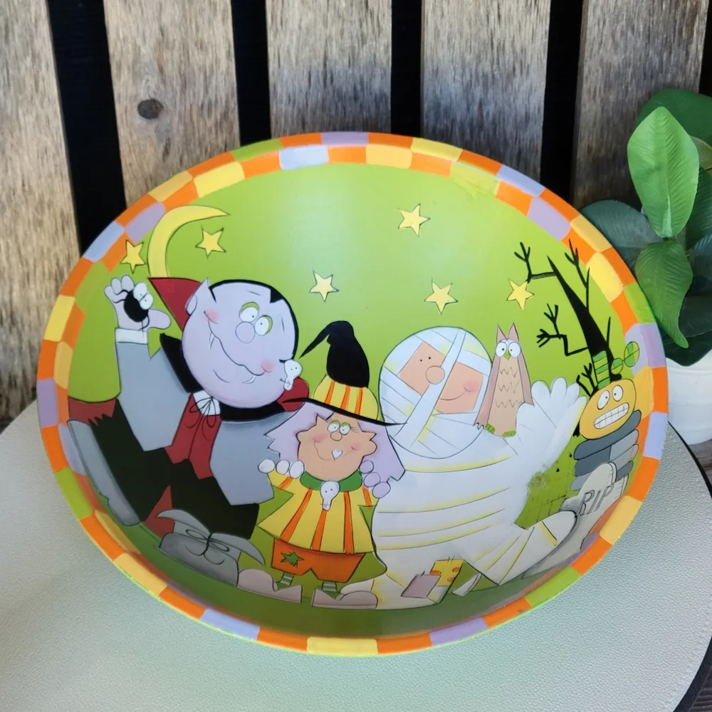 Vintage Tina Ledbetter Halloween Party Bowl Handpainted Dracula Mummy & Witch